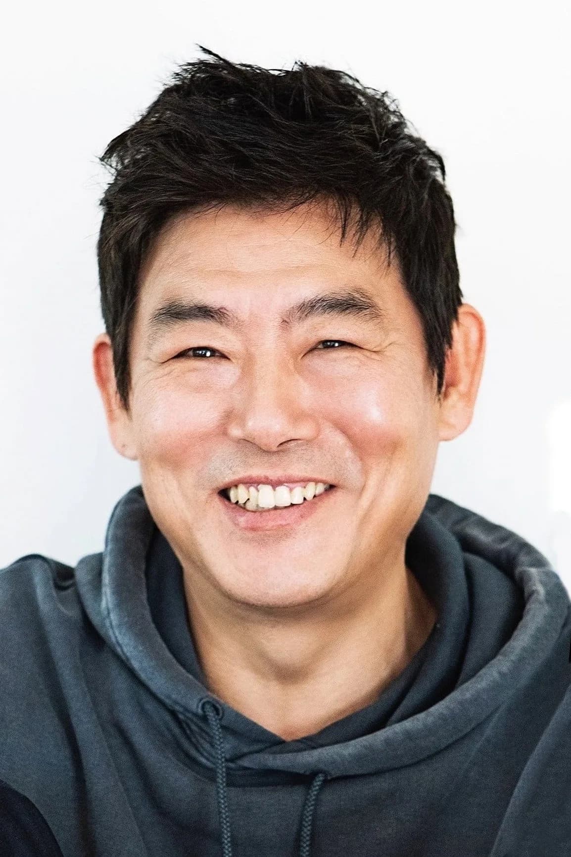 Sung Dong-il 사진