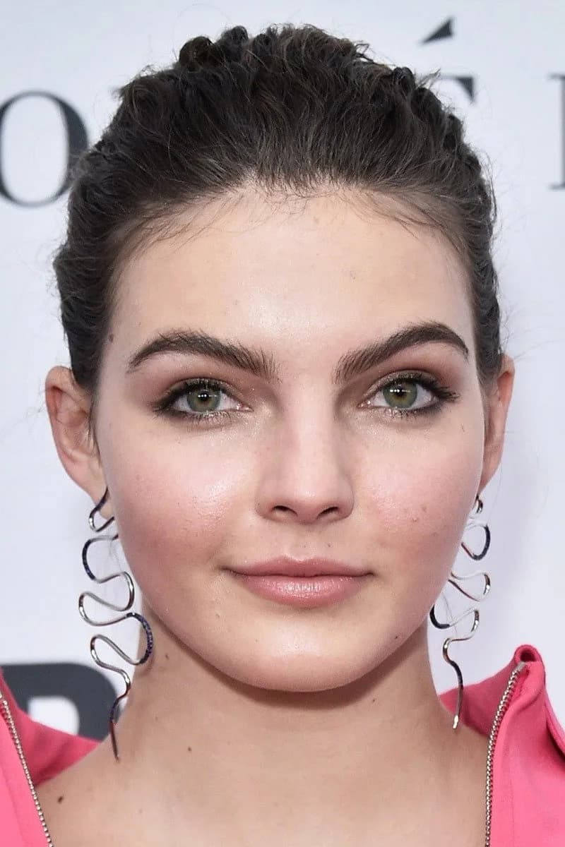 Foto von Camren Bicondova