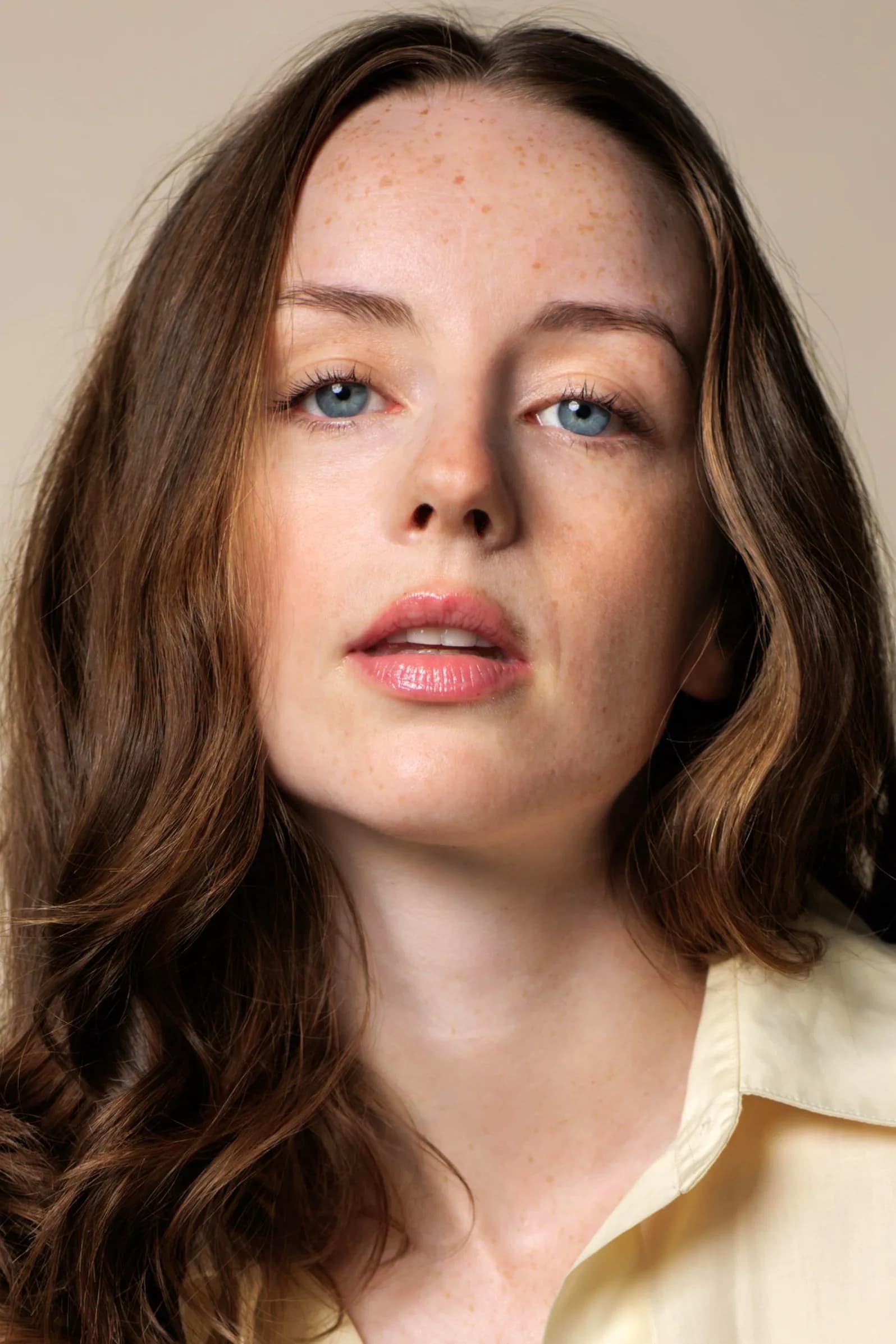 Kacey Rohlの写真
