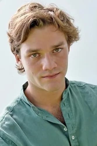 Фото: Lorenzo Richelmy