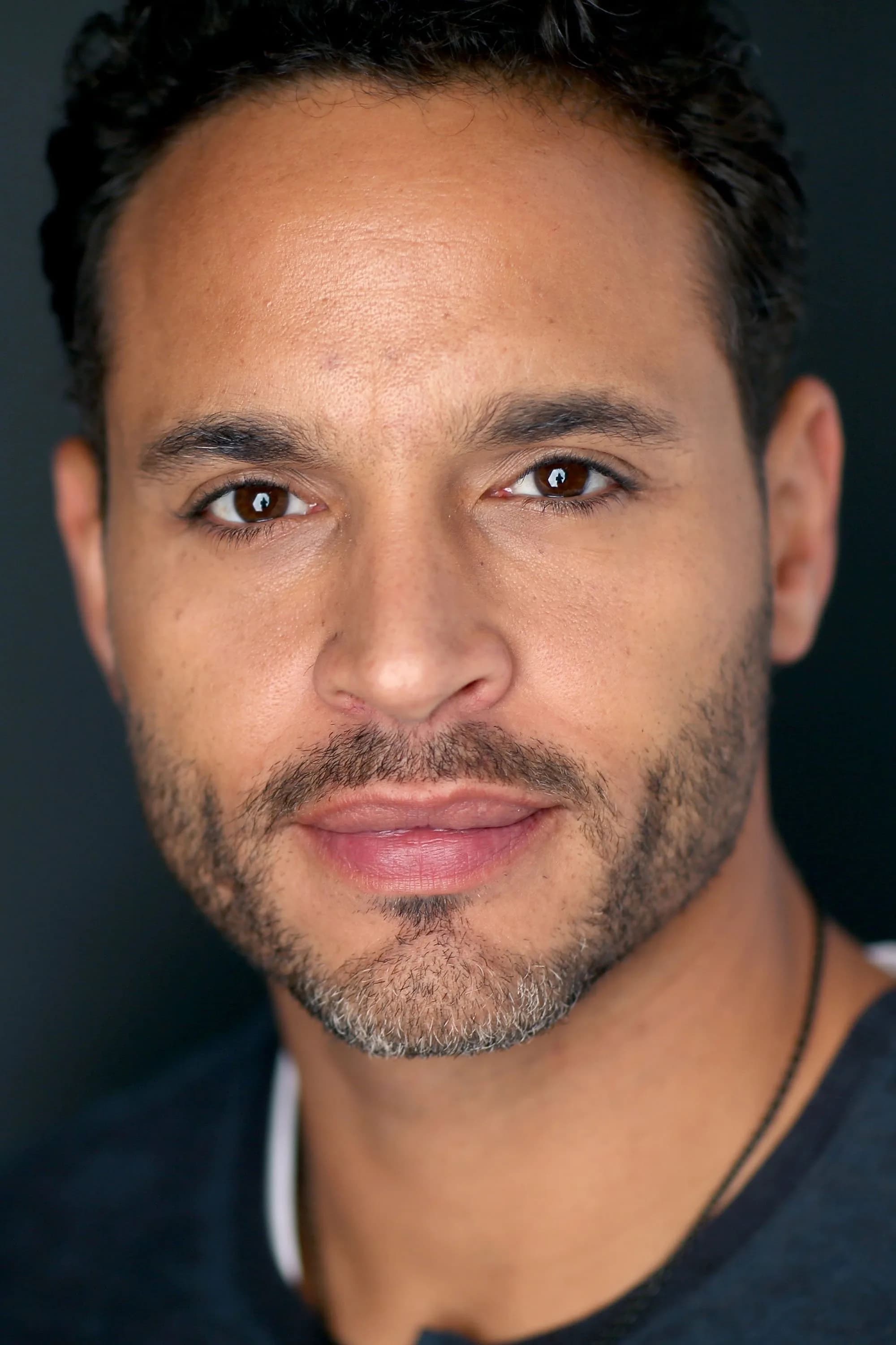 Daniel Sunjata photo