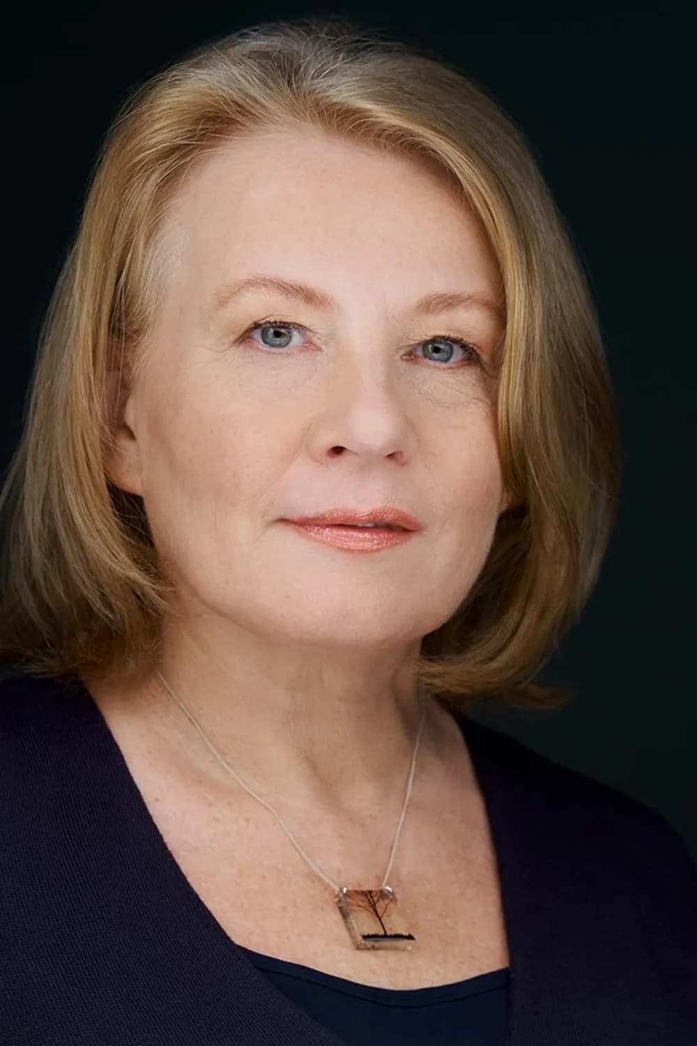 Elizabeth Saunders photo