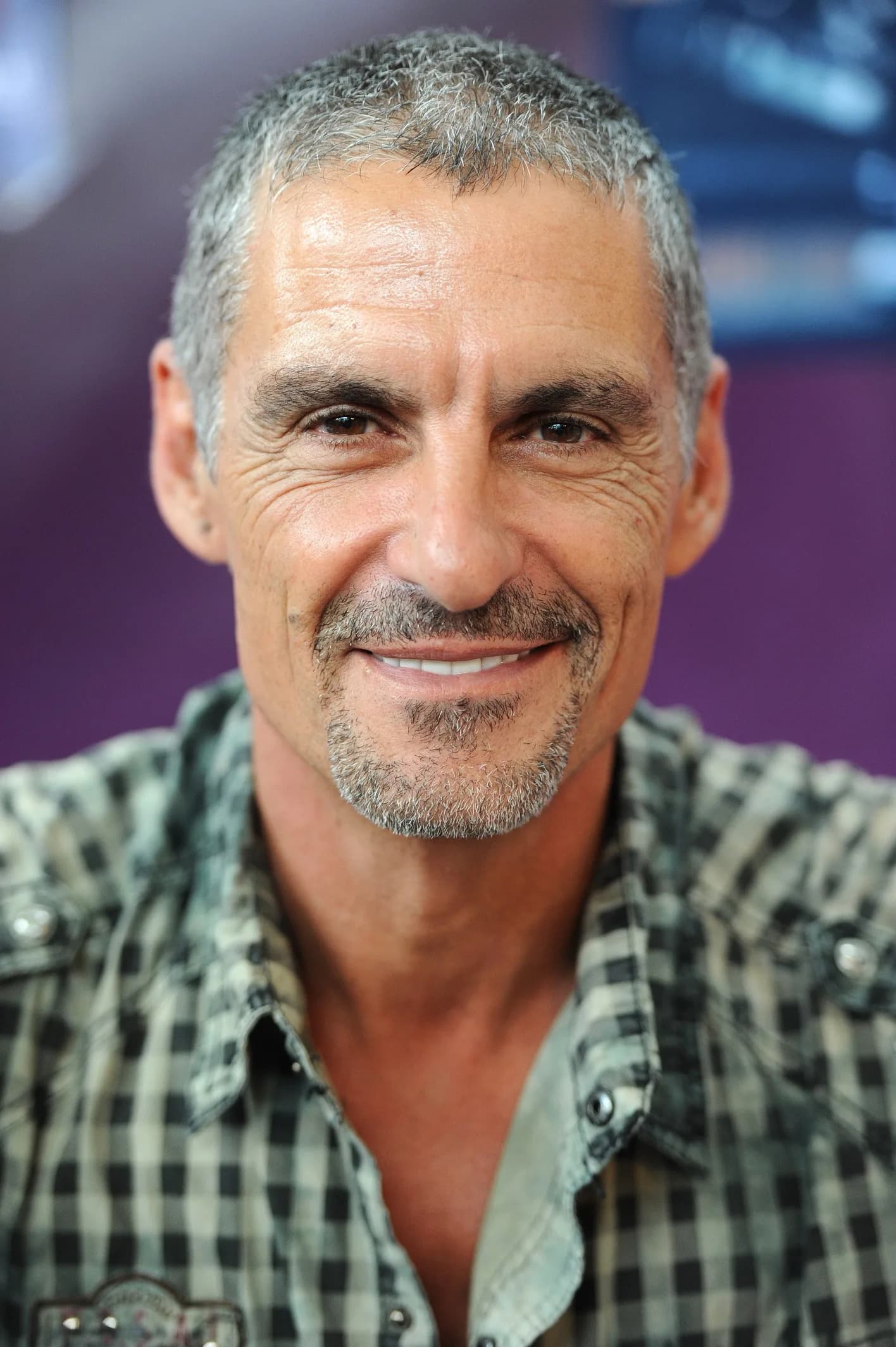 Cliff Simon fotoğrafı