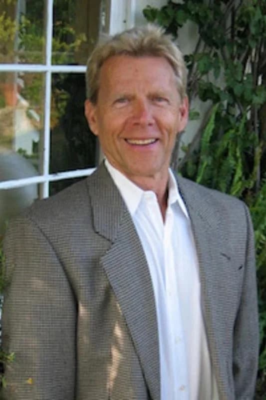 Tom Moore photo