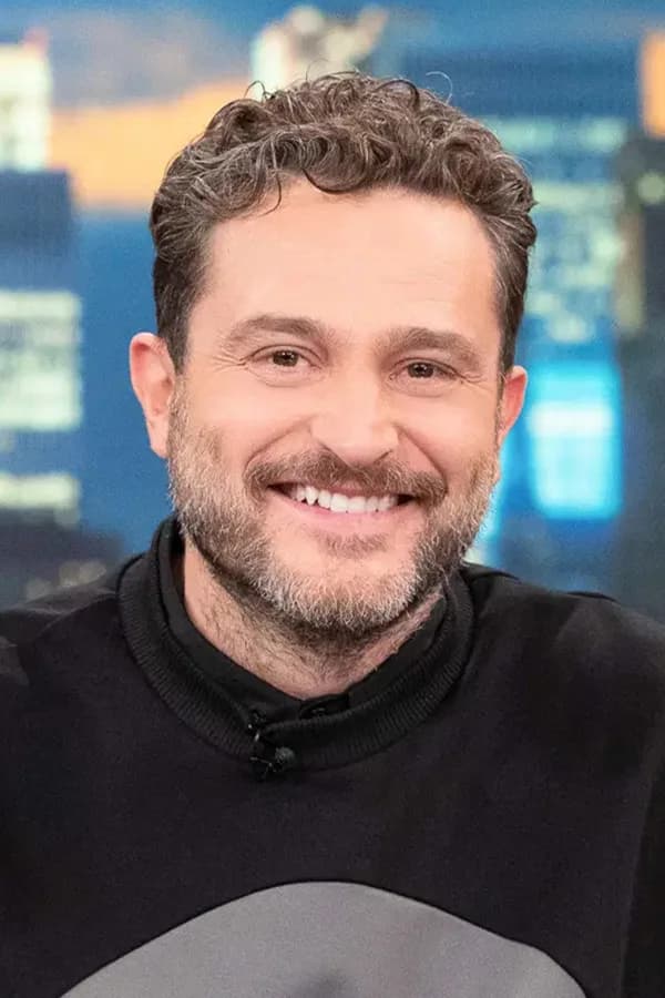 Yorgos Karamihos 사진