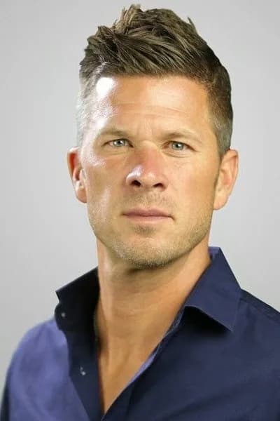 Matt Embry 사진
