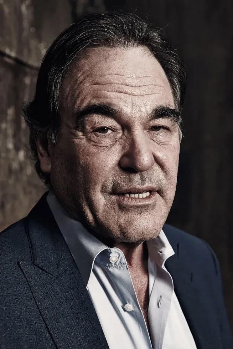 Oliver Stone की तस्वीर