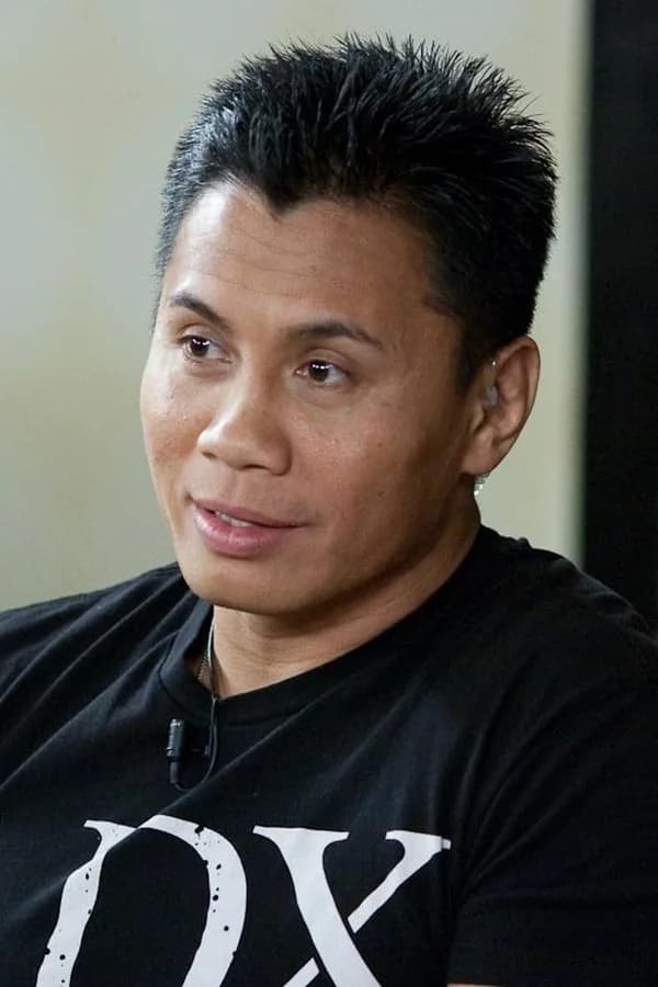Cung Le fotoğrafı