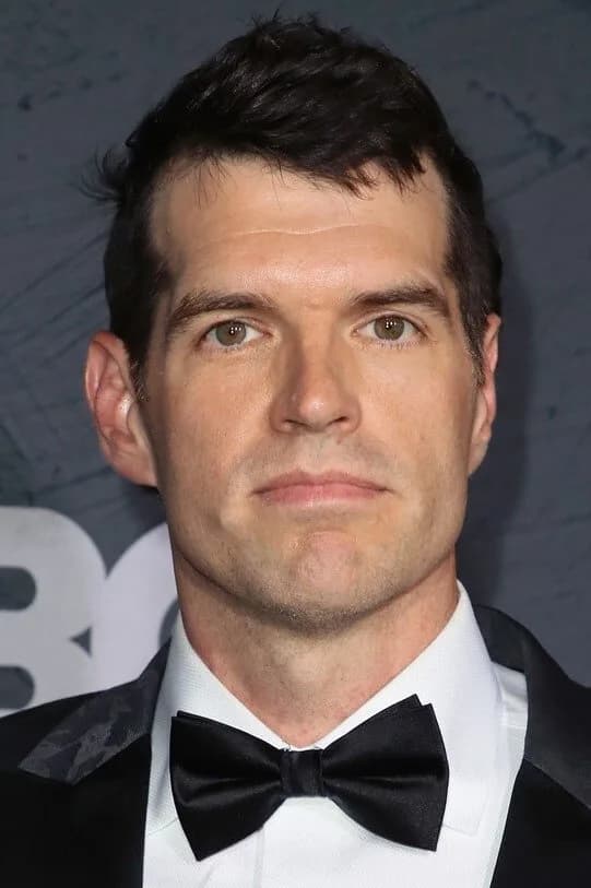 Timothy Simons की तस्वीर