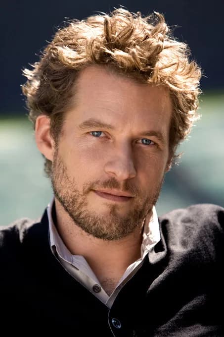 James Tupper की तस्वीर