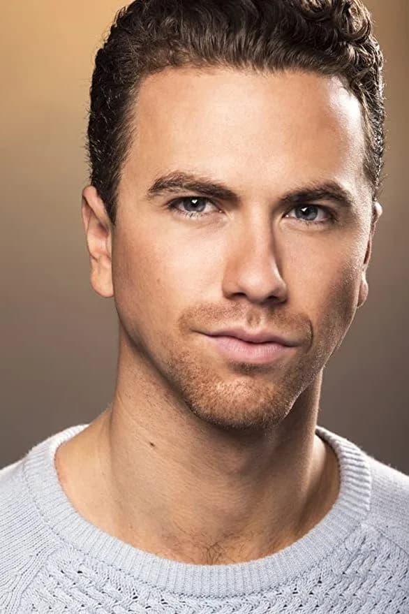 Richard Fleeshman的照片