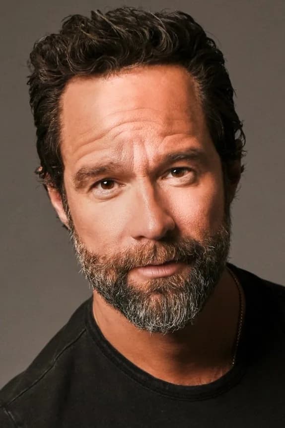 Chris Diamantopoulos 사진