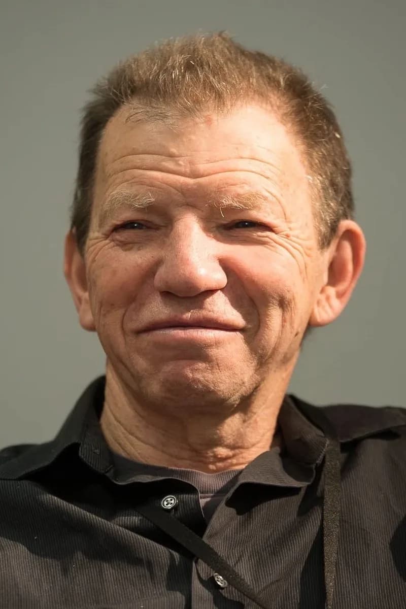 Max Grodénchik की तस्वीर