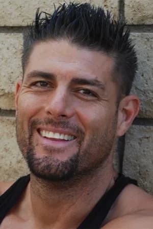Aaron Aguilera photo