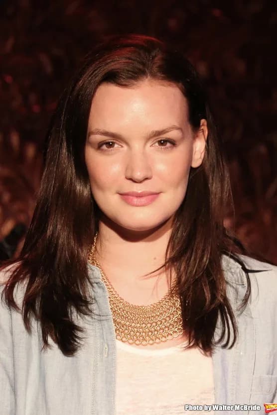 Jennifer Damiano photo