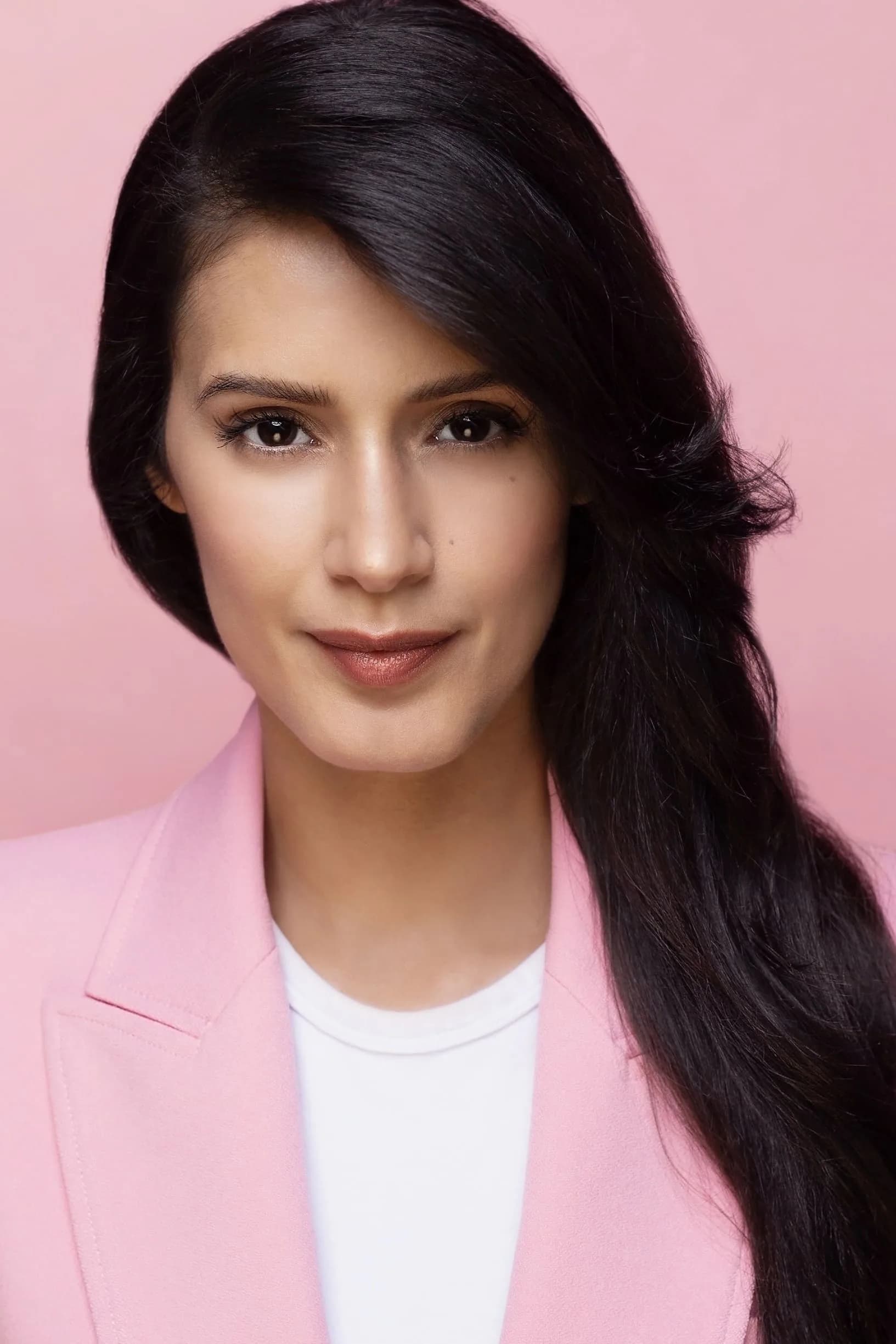 Jaslene González photo