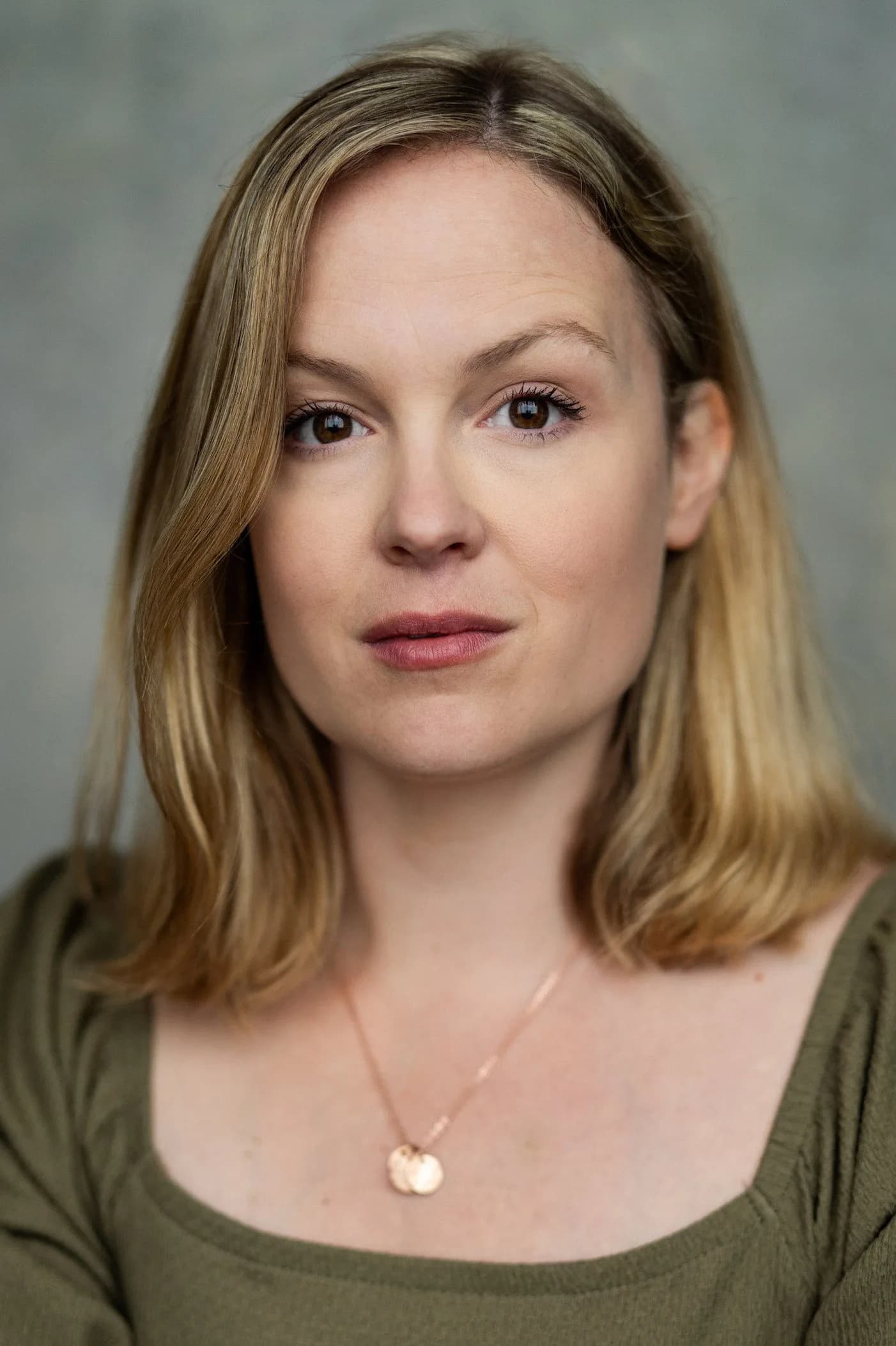 Kimberley Nixon photo