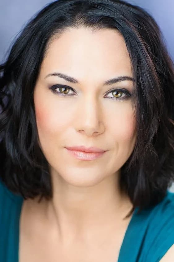 Kyra Zagorsky photo