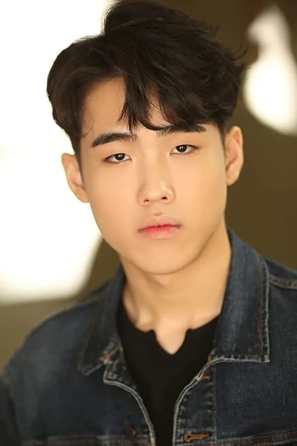 Lance Lim fotoğrafı