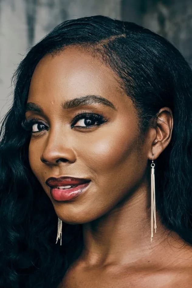 Deborah Ayorinde 사진