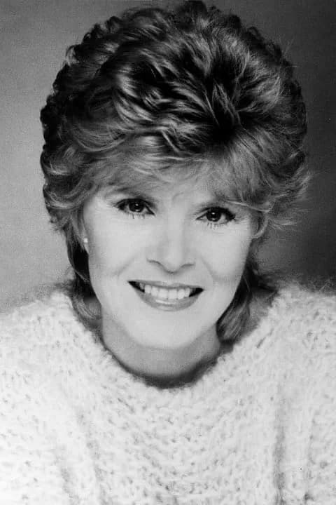 Shani Wallis 사진