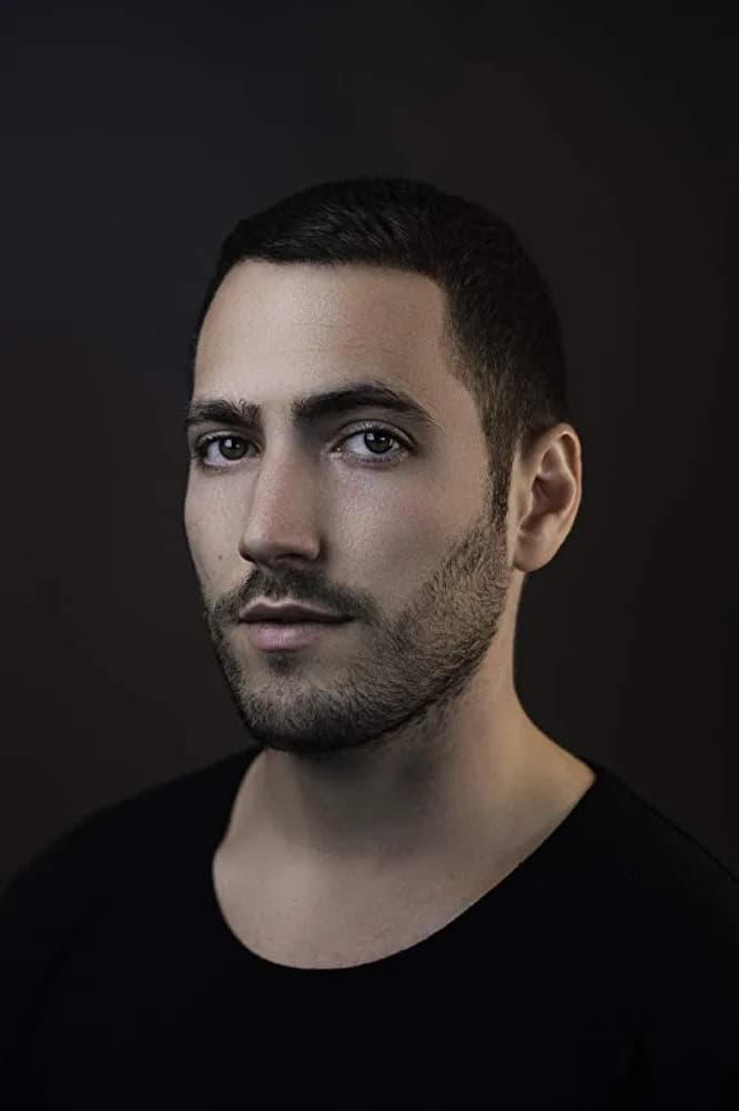 Gregory Ambrose Calderone 사진