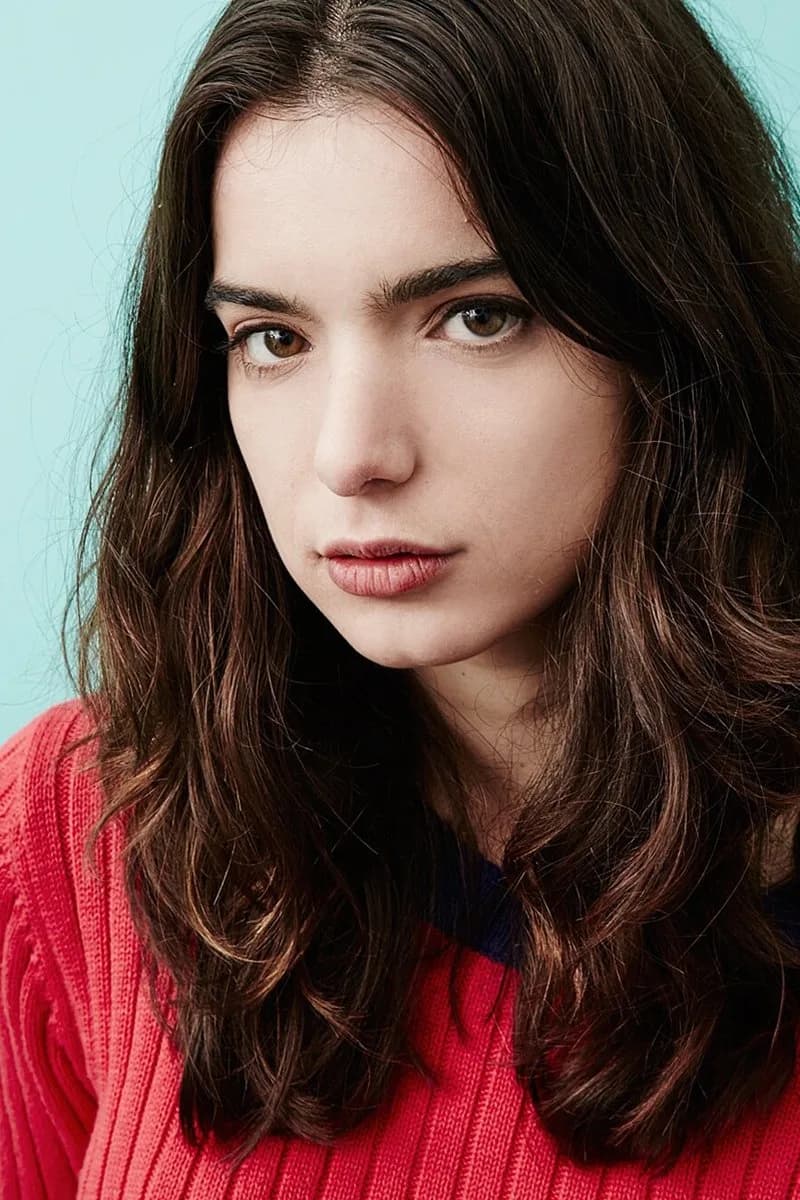 Dylan Gelula fotoğrafı