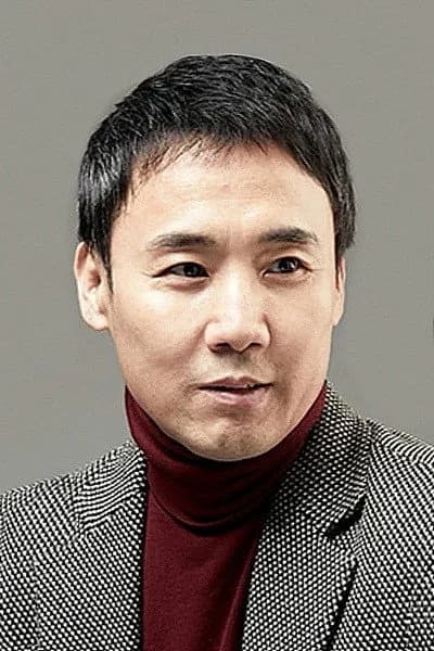 Kim Joong-ki fotoğrafı