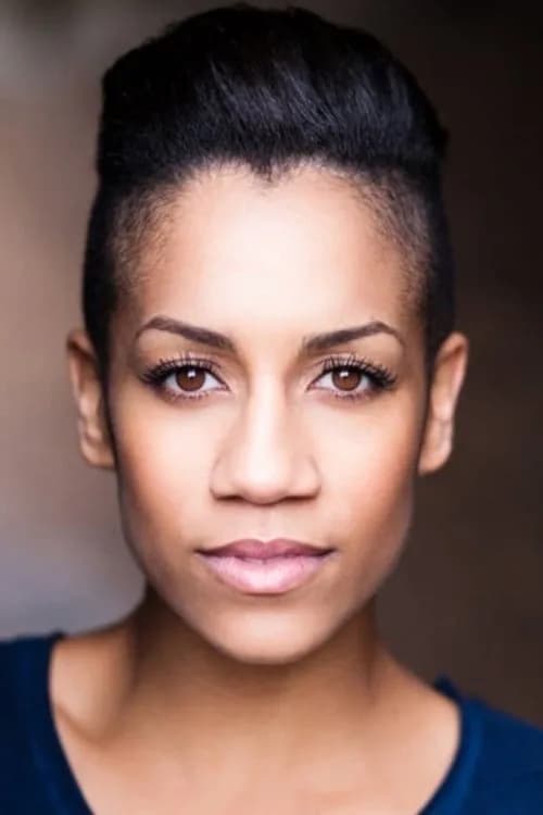 Dominique Tipper photo