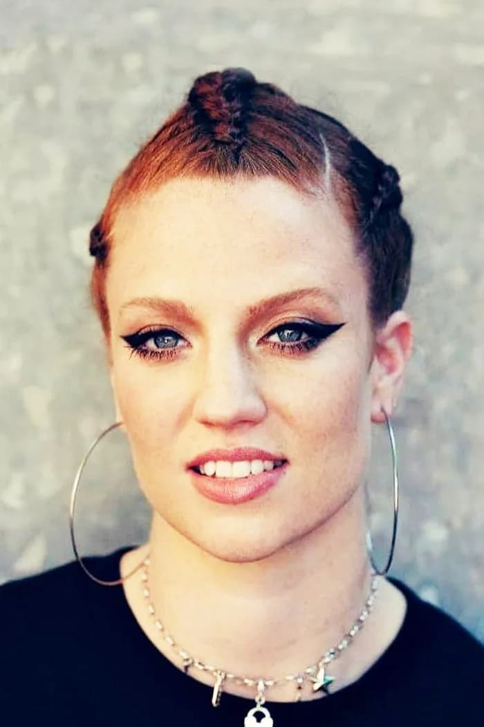 Jess Glynne photo