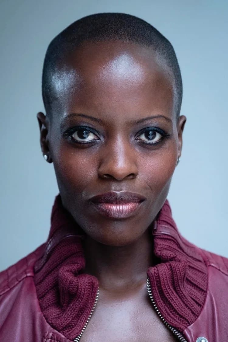 Florence Kasumba की तस्वीर