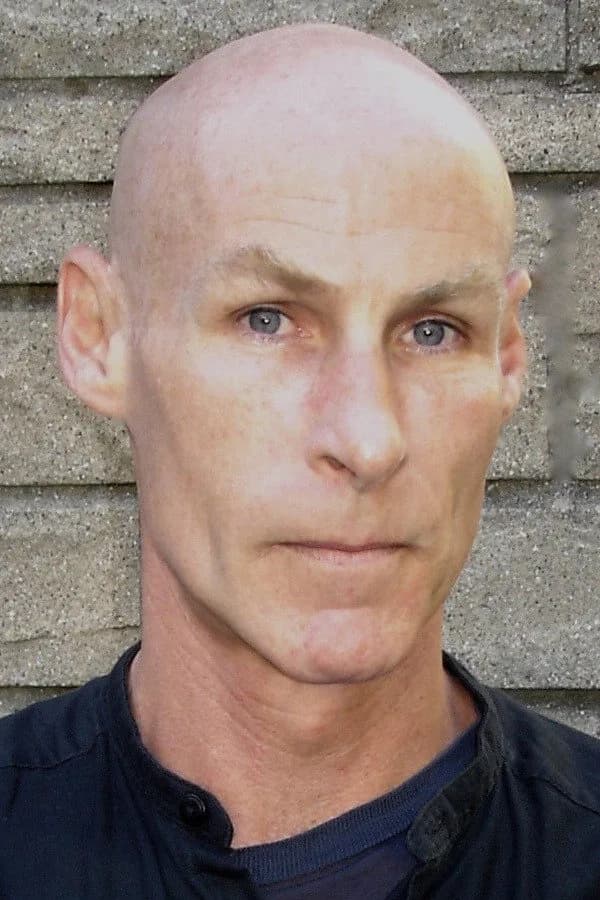 Joseph McKenna 사진