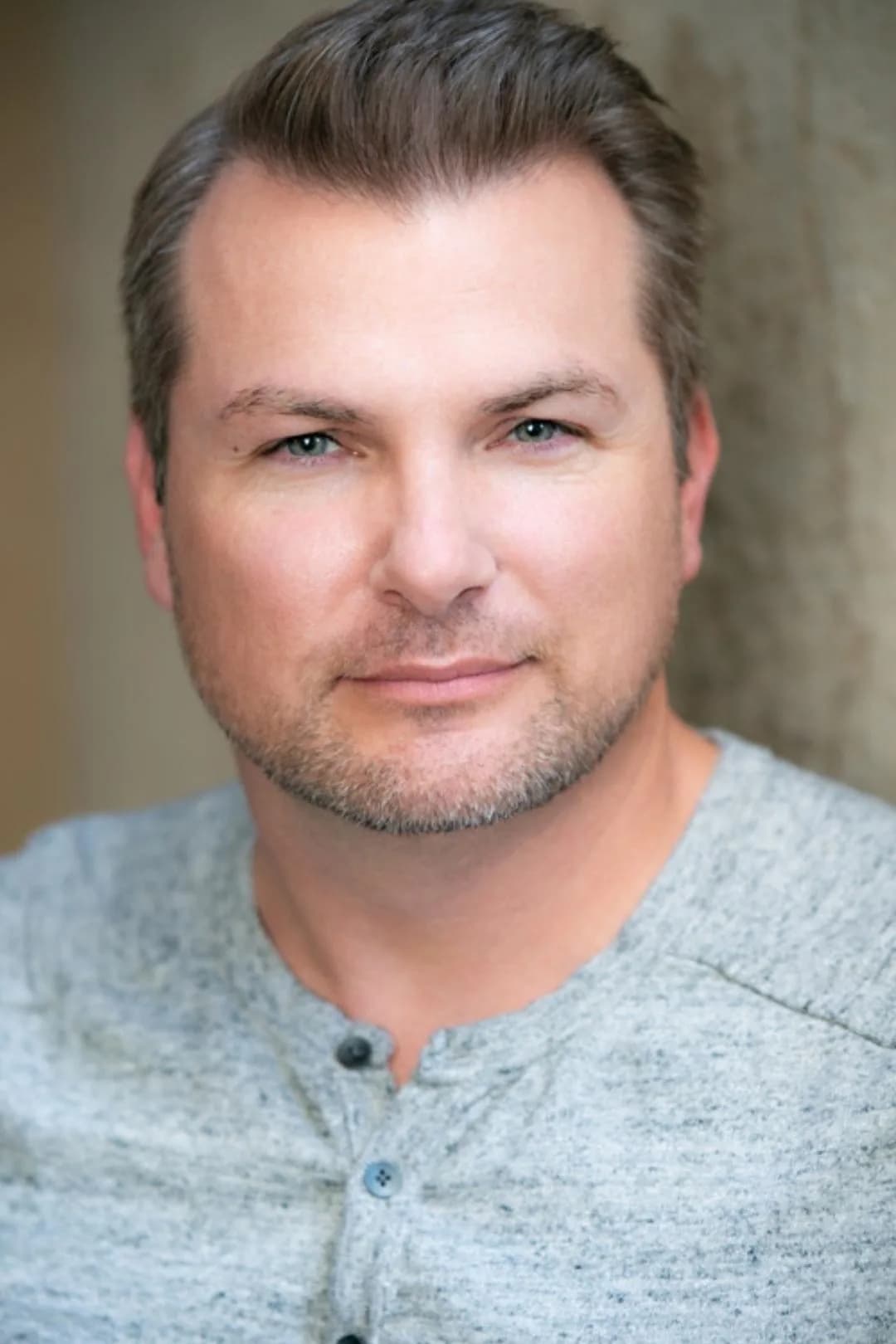 Brad Hawkins 사진