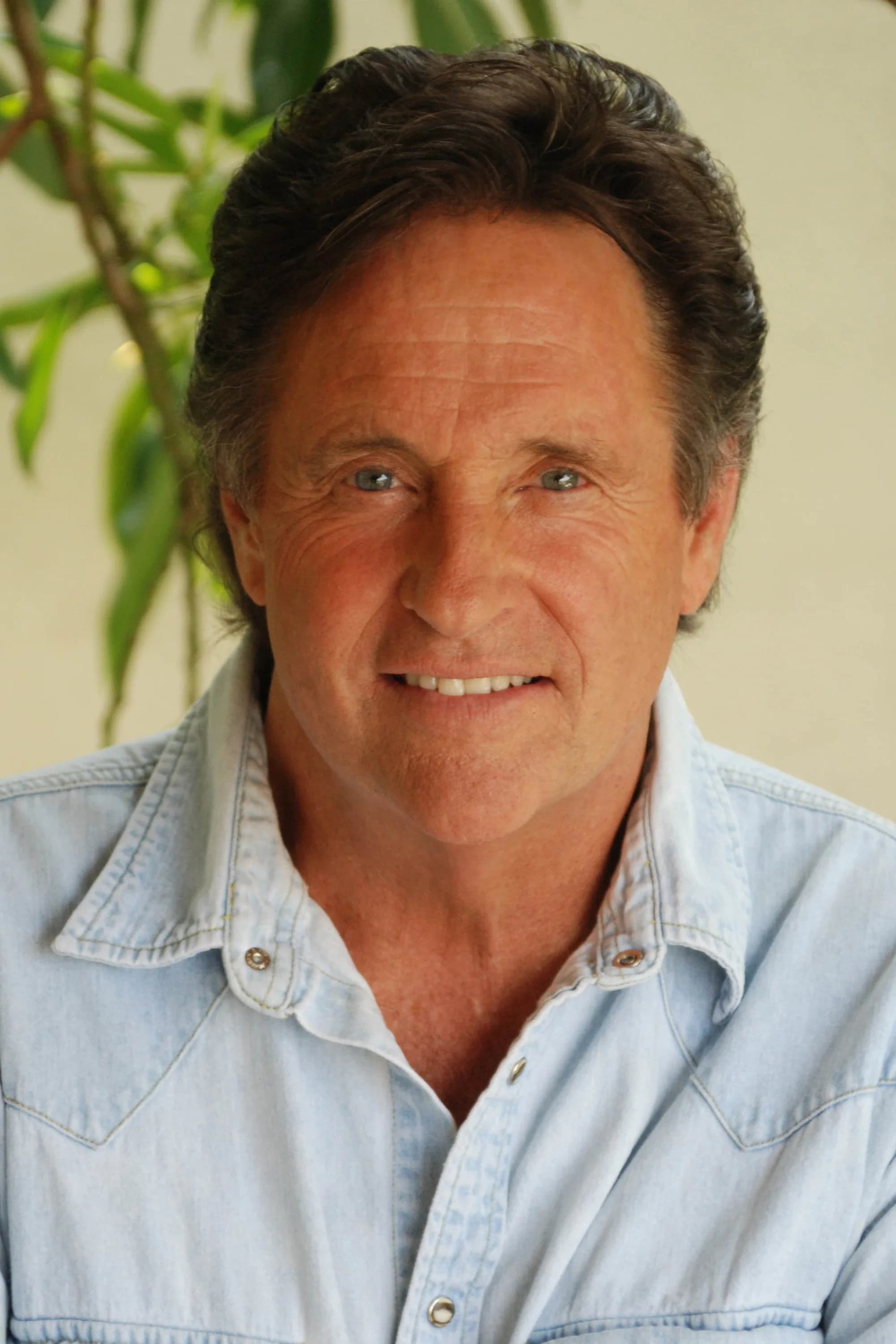 Robert Hays की तस्वीर
