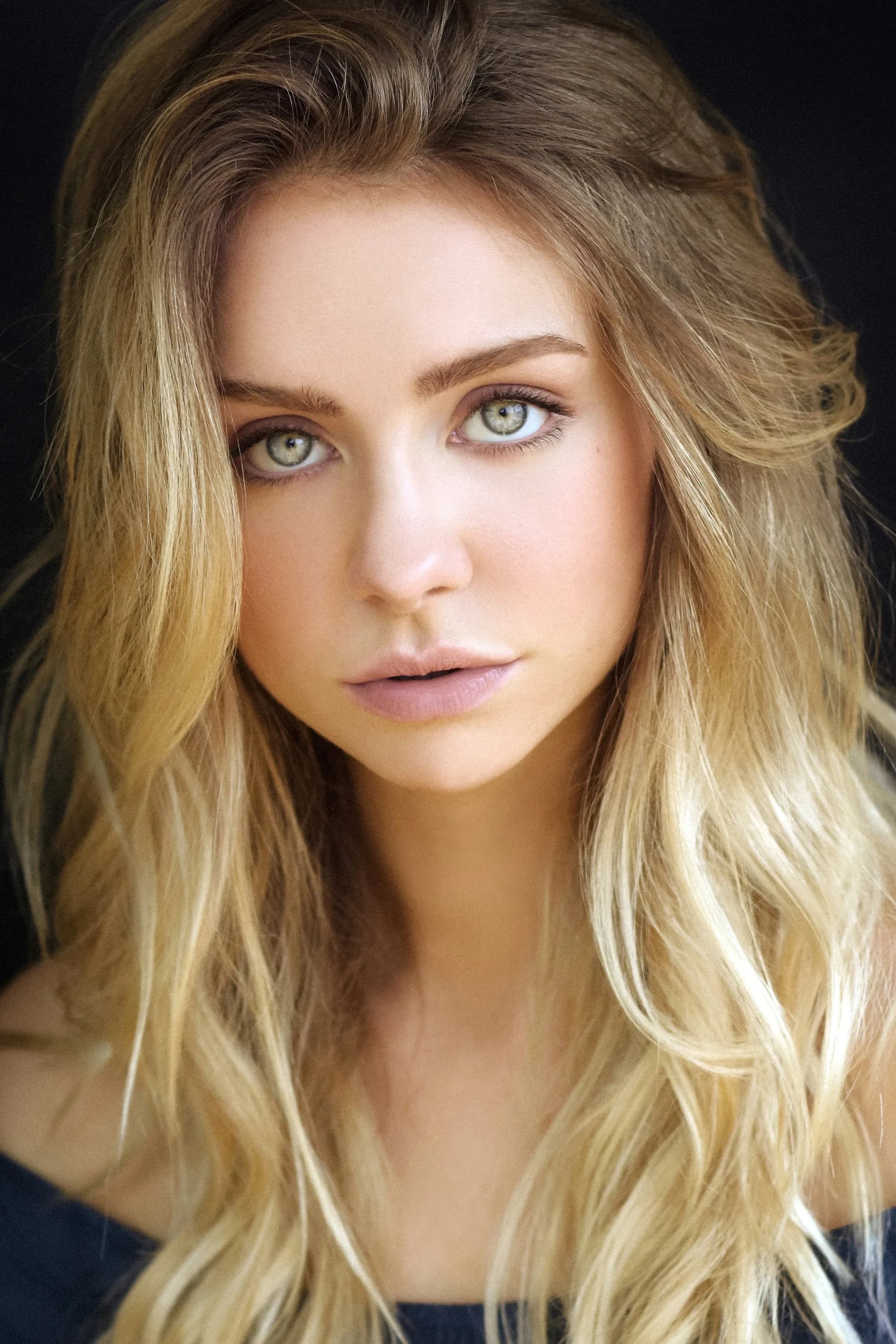 Maddie Phillipsの写真