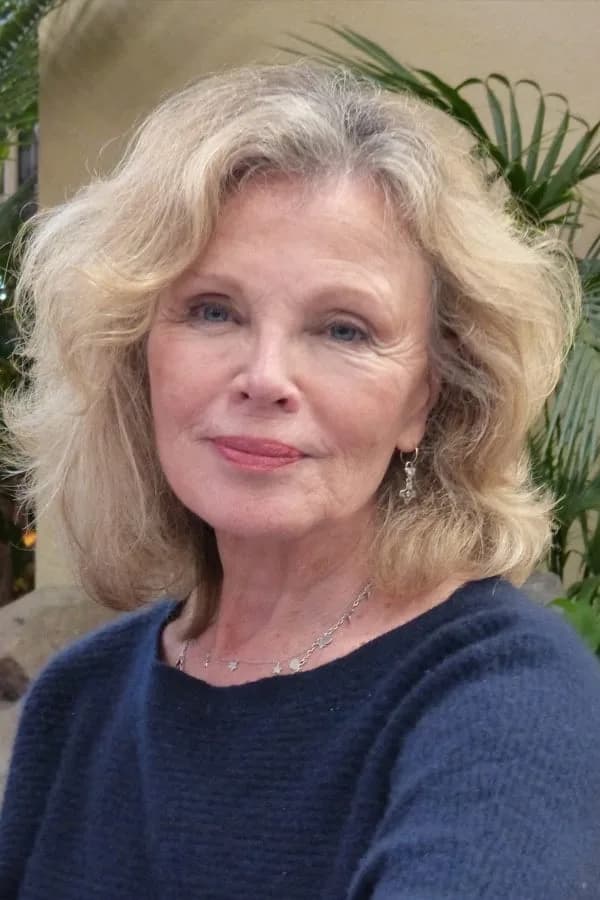 Marta Kristen 사진