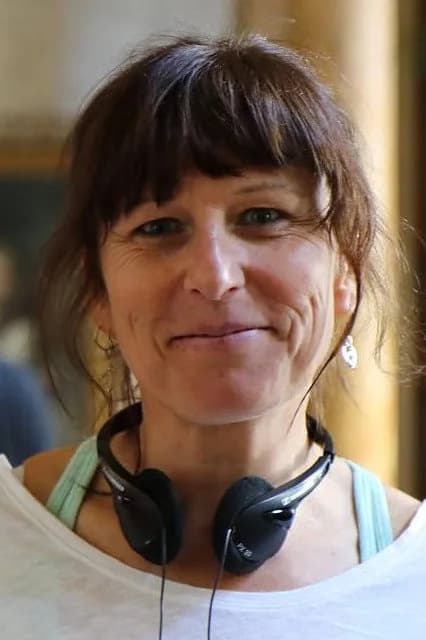 Delyth Thomas 사진