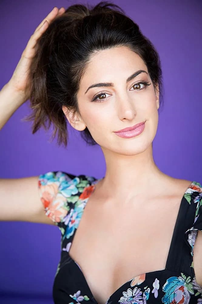Ayden Mayeri photo