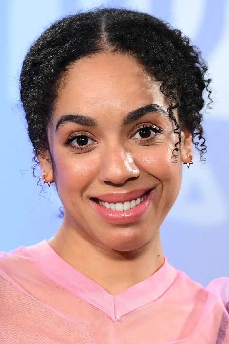 Photo de Pearl Mackie