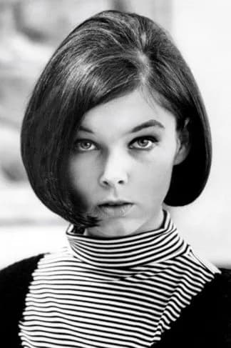 Фото: Yvonne Craig