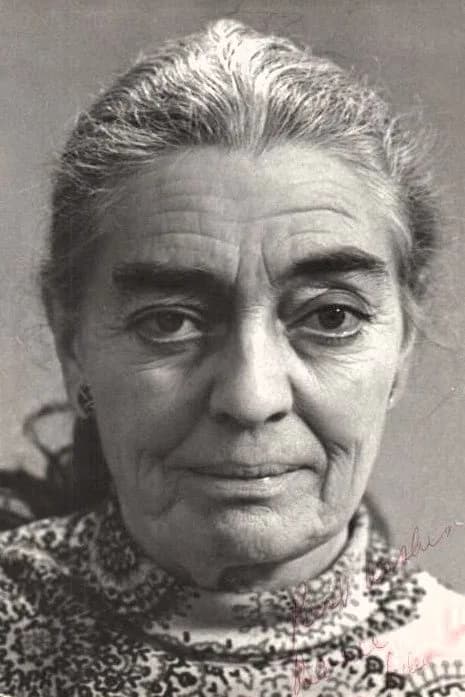 Eileen Way fotoğrafı