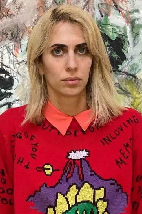 Hila Klein photo