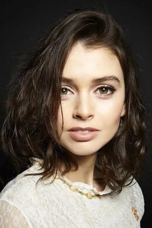 Madeleine Coghlan 사진