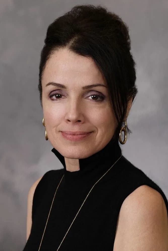 Courtenay Valenti की तस्वीर