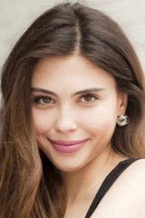 Dilara Aksüyek fotoğrafı