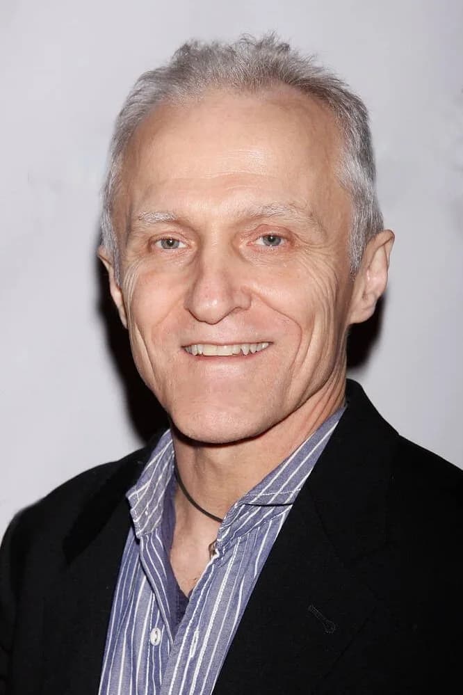 David Patrick Kelly 사진