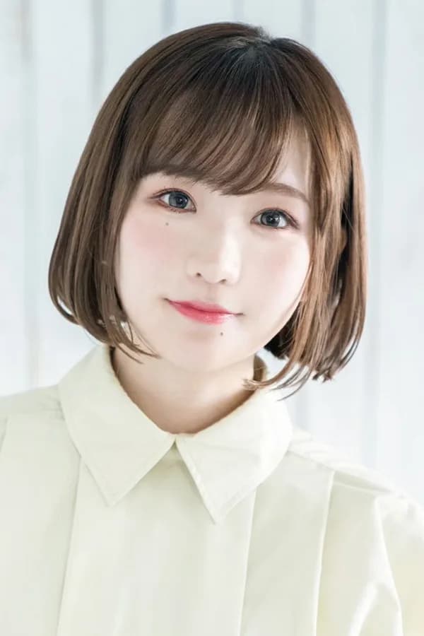 Minami Takahashi photo