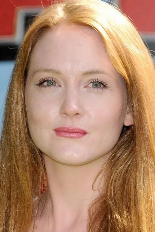 Olivia Hallinan fotoğrafı