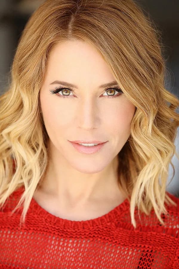 Kristen Dalton photo