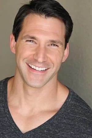 Lucas Ford की तस्वीर
